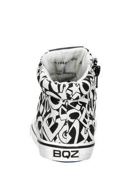 Sneaker high
