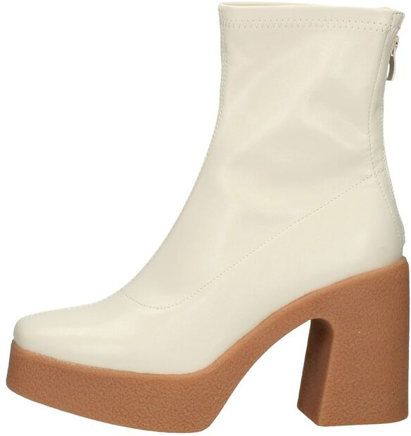 Stiefeletten mit Absatz - large