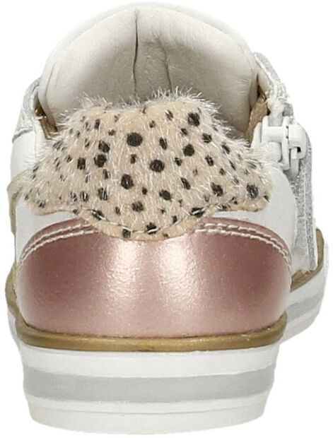 Niedrige Schuhe - large