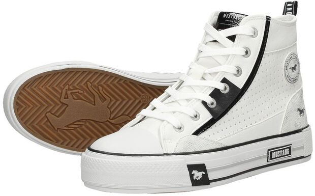 Schn&uuml;rstiefel - large