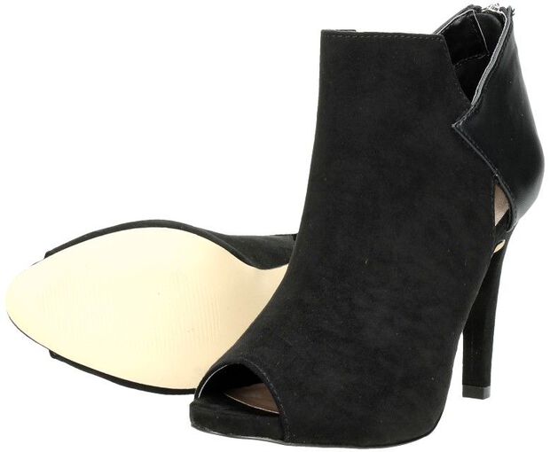 Stiefeletten mit Absatz - large