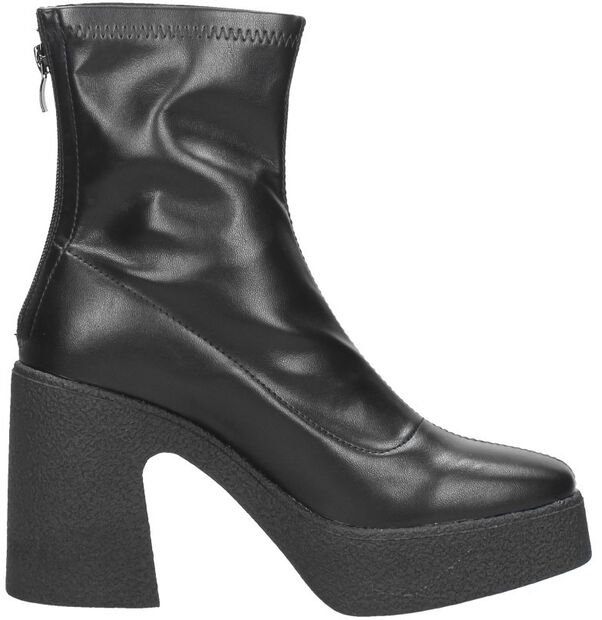 Stiefeletten mit Absatz - large