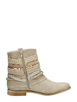 Flache Stiefeletten