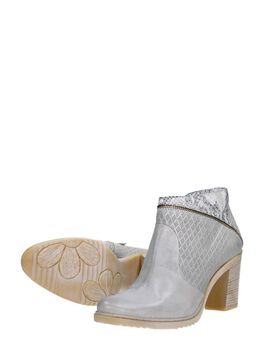 Stiefeletten mit Absatz