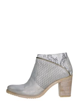 Stiefeletten mit Absatz