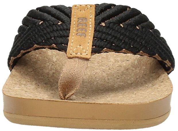 Cushion Court - large