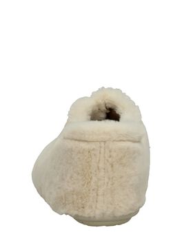 Geschlossene Hausschuhe