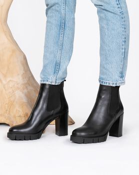 Stiefeletten mit Absatz