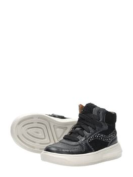 Schn&uuml;rstiefel