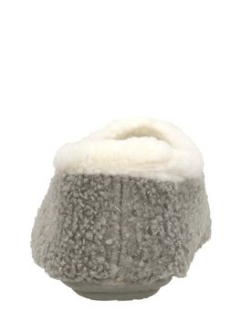 Geschlossene Hausschuhe