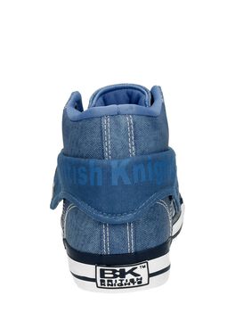 Sneaker high